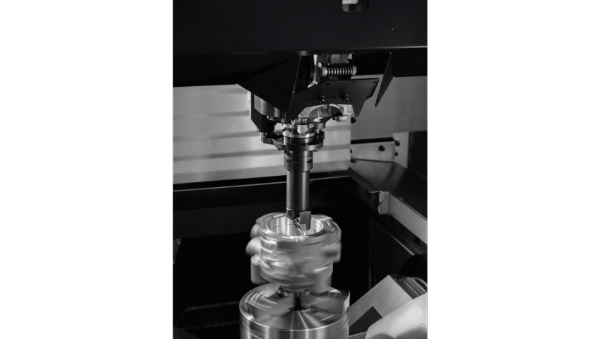 Newemag M200 Xd1 5 achsen bearbeitungszentrum fraesen und drehen brother speedio drehen2 16 9