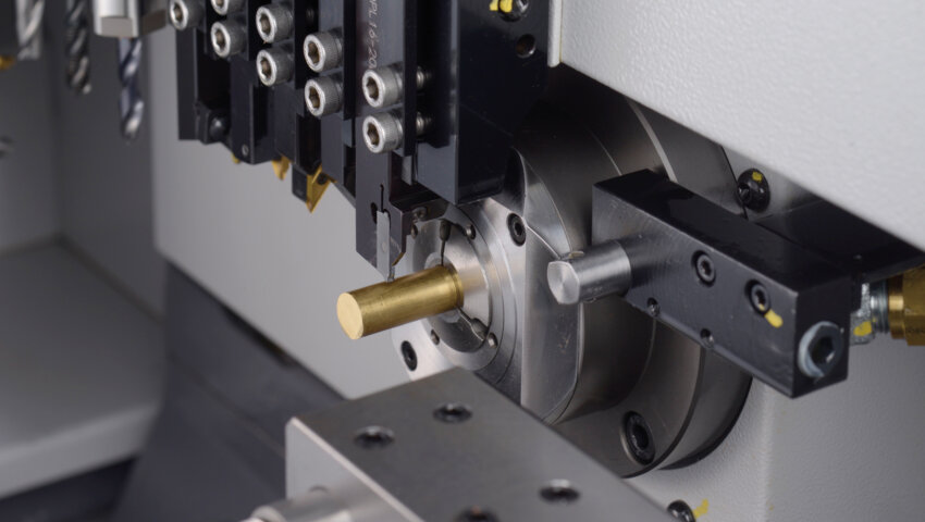 Suvema A20 kurz und langdrehmaschine citizen cincom arbeitsraum innen 2